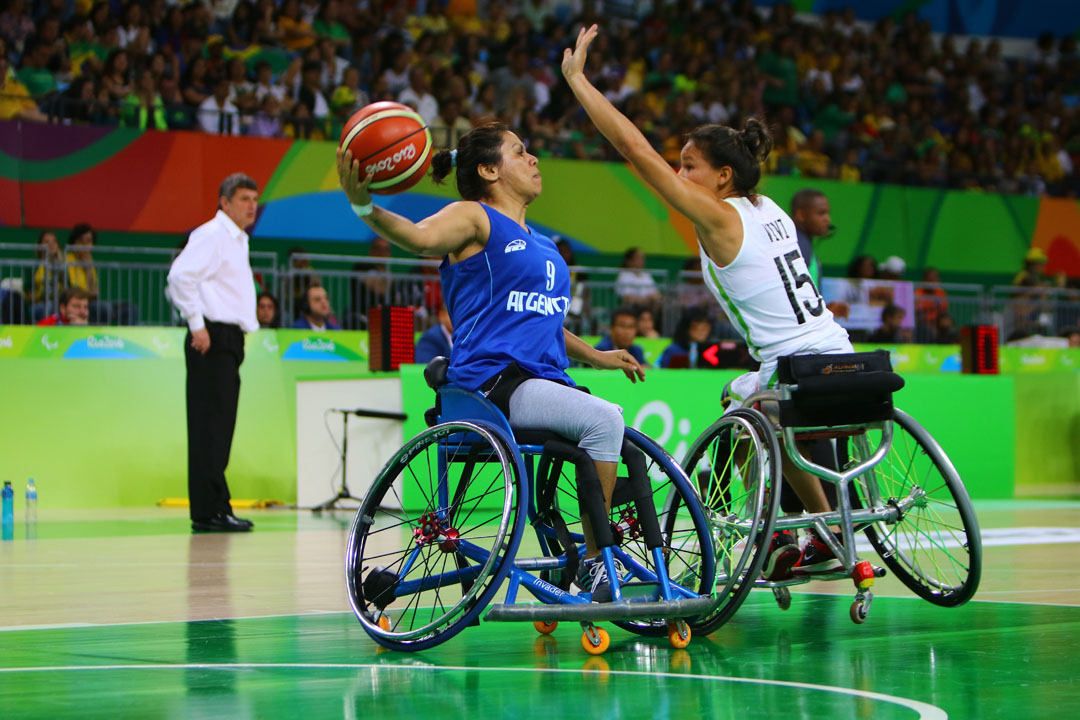 RIO DE JANEIRO, BRAZIL - SEPTEMBER 8: Vileide Almeida of Brazil and Silvia Linari of Argentina during the Wheelchair Basketball match at Arena Carioca 1 on Day 1 of the Rio 2016 Paralympic Games on September 8, 2016 in Rio de Janeiro, Brazil. (Photo by Lucas Uebel/Getty Images)